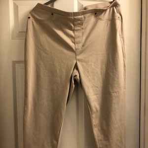 Tan Jean legging capris